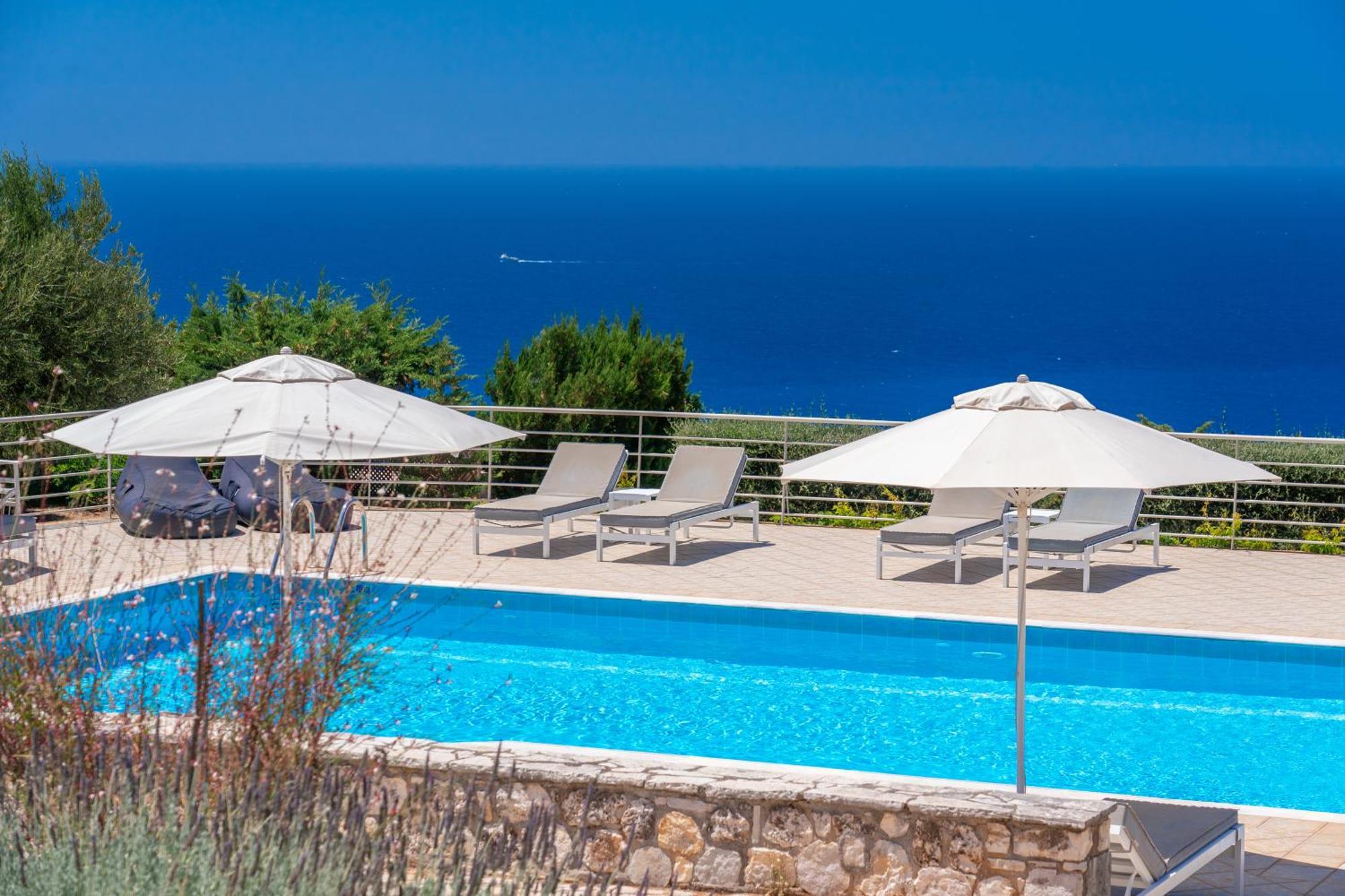 Blue Horizon Cottages Tzamarelata Esterno foto