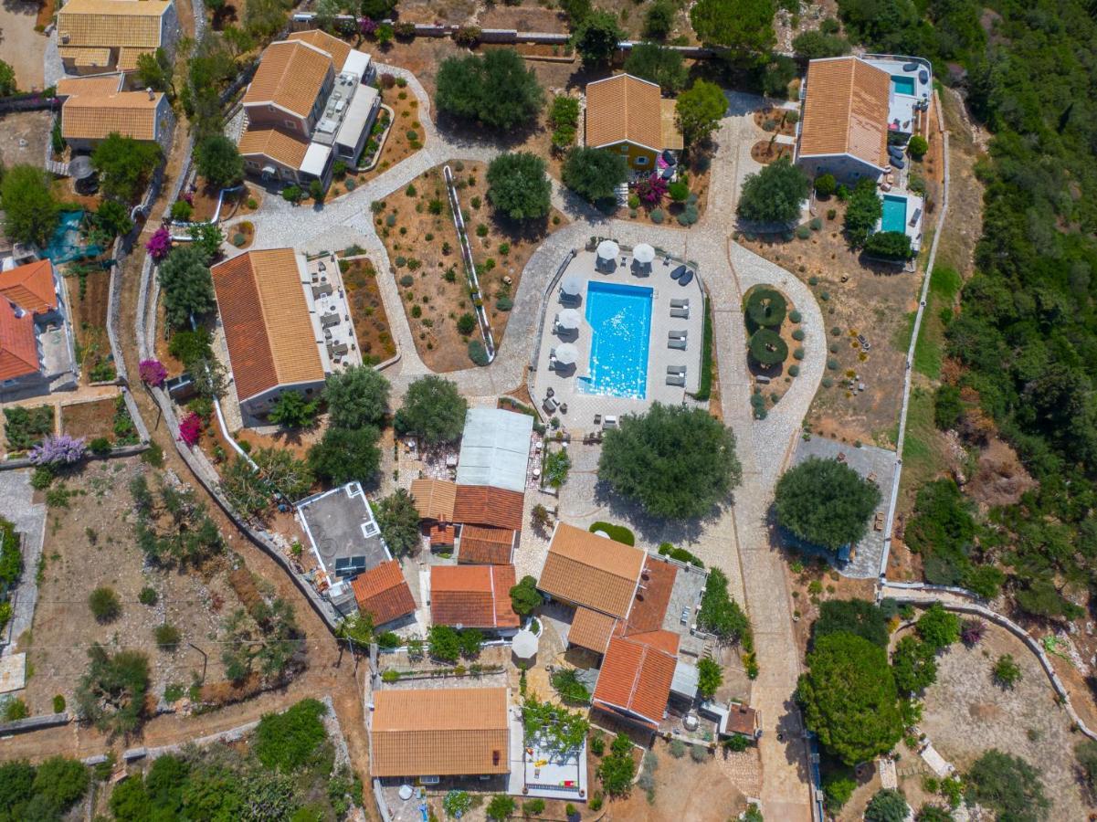 Blue Horizon Cottages Tzamarelata Esterno foto