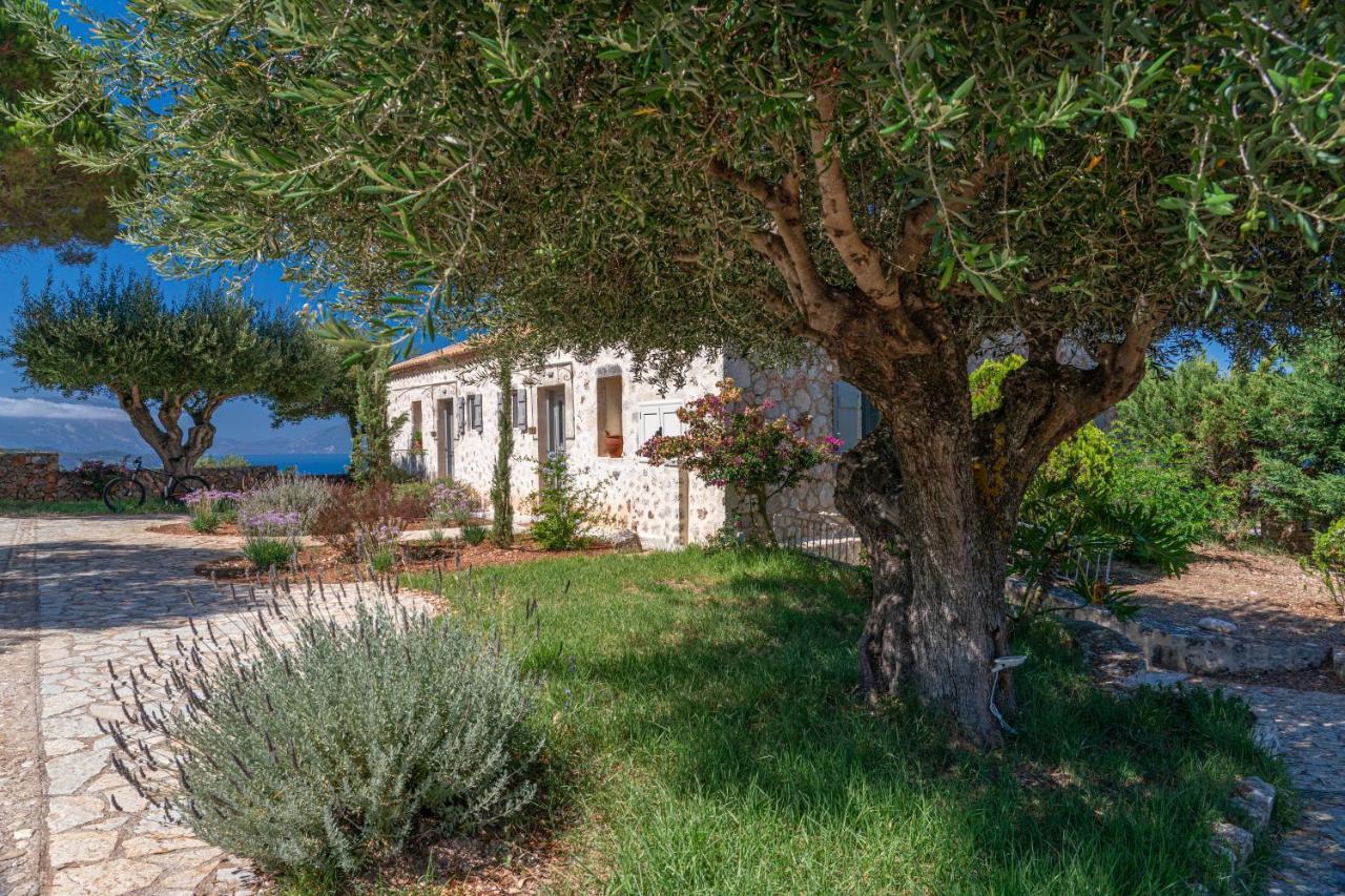 Blue Horizon Cottages Tzamarelata Esterno foto
